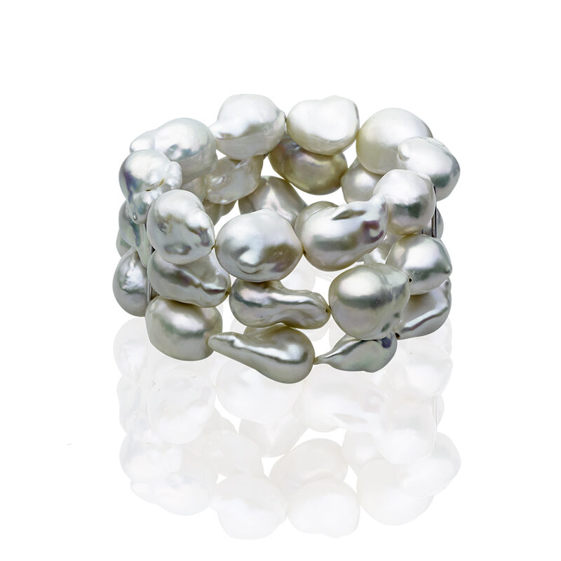 Triple Strand Classic